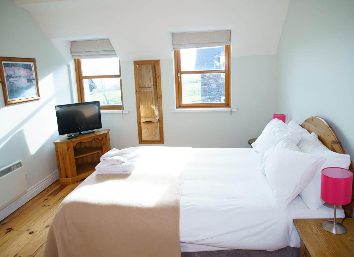 Dingle Courtyard Holiday Homes 3 Bed By Trident Holiday Homes Exteriér fotografie